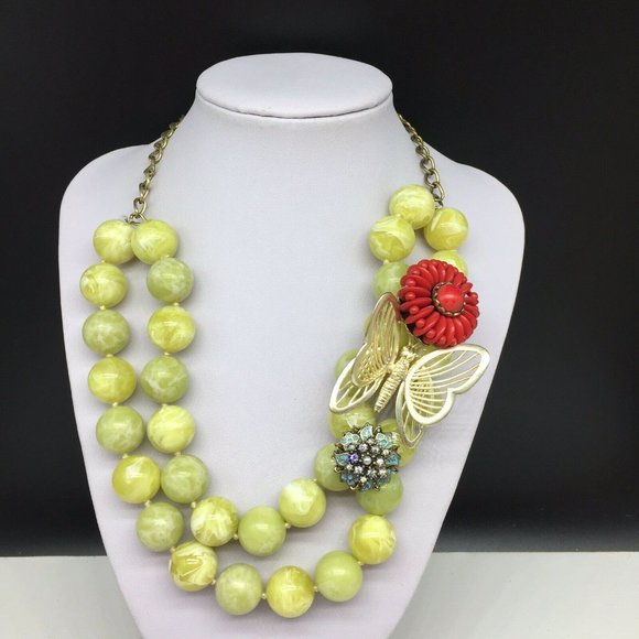 Fossil Jewelry - FOSSIL Butterfly Flower Yellow Green Necklace